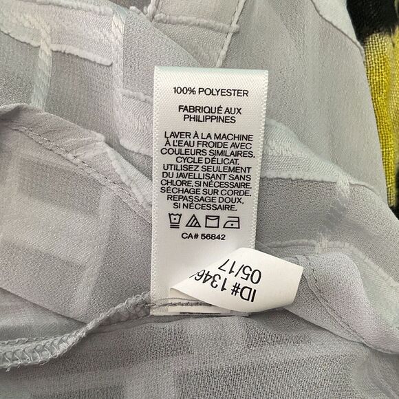 Express Womens Sheer Grey Long Sleeve Geometric Button Up Blouse Size XS - Picture 10 of 10